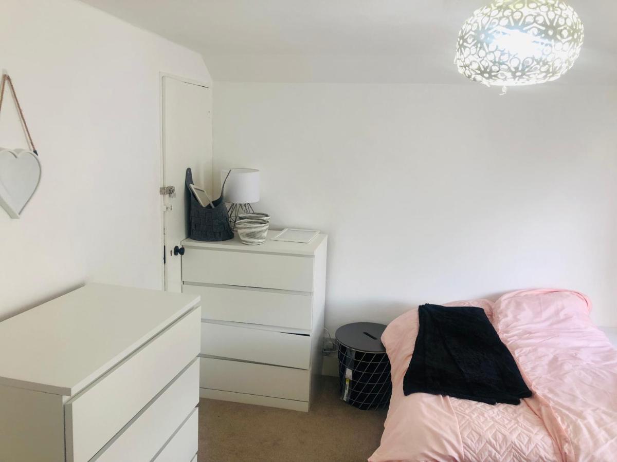 Charming Town Centre 3 Double Beds Home Free Parking トンブリッジ エクステリア 写真